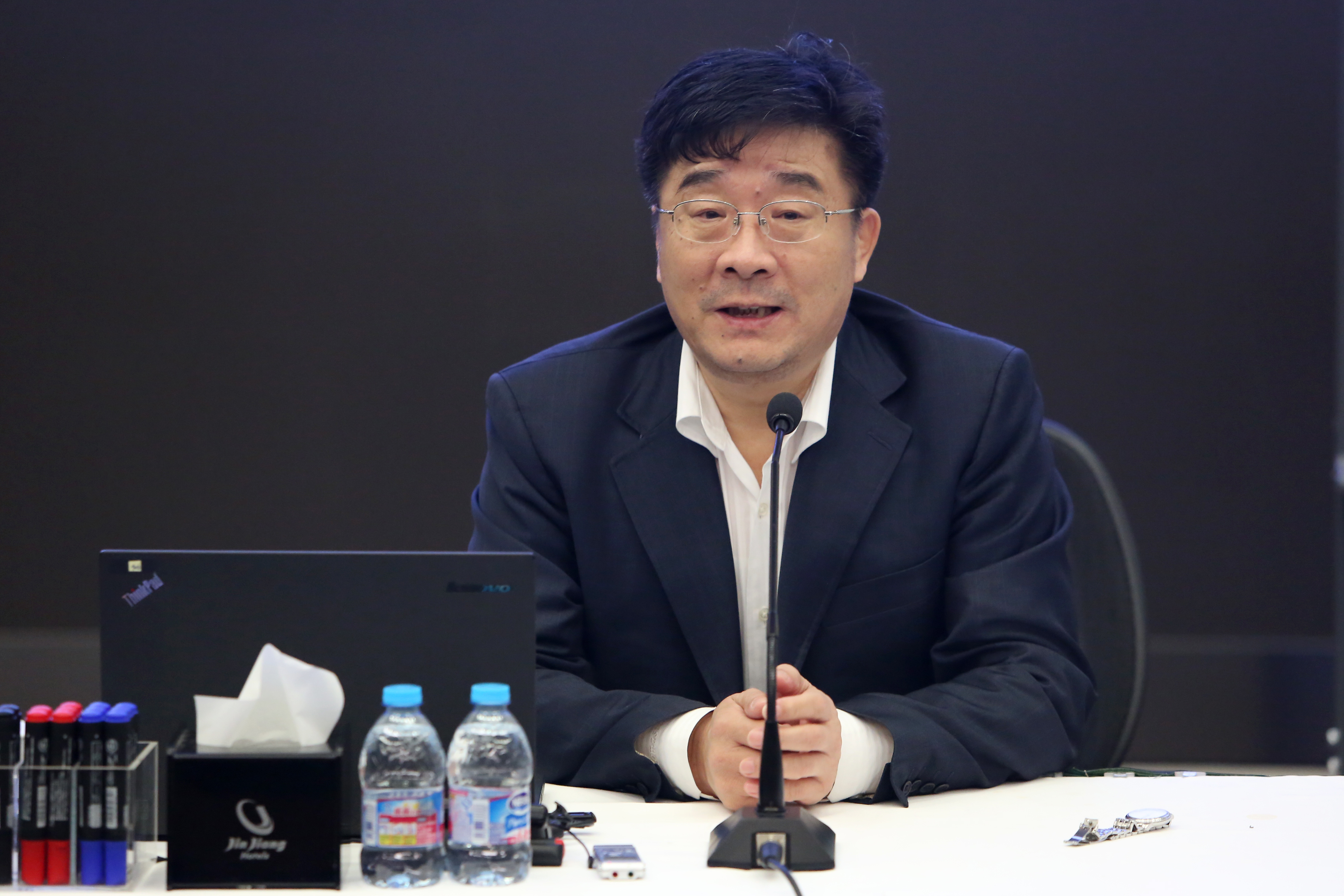 ONE游戏官网-皇马巴塞赞助商