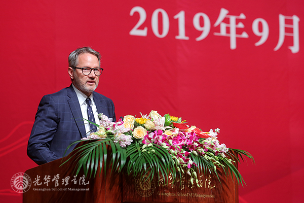 ONE游戏官网-皇马巴塞赞助商