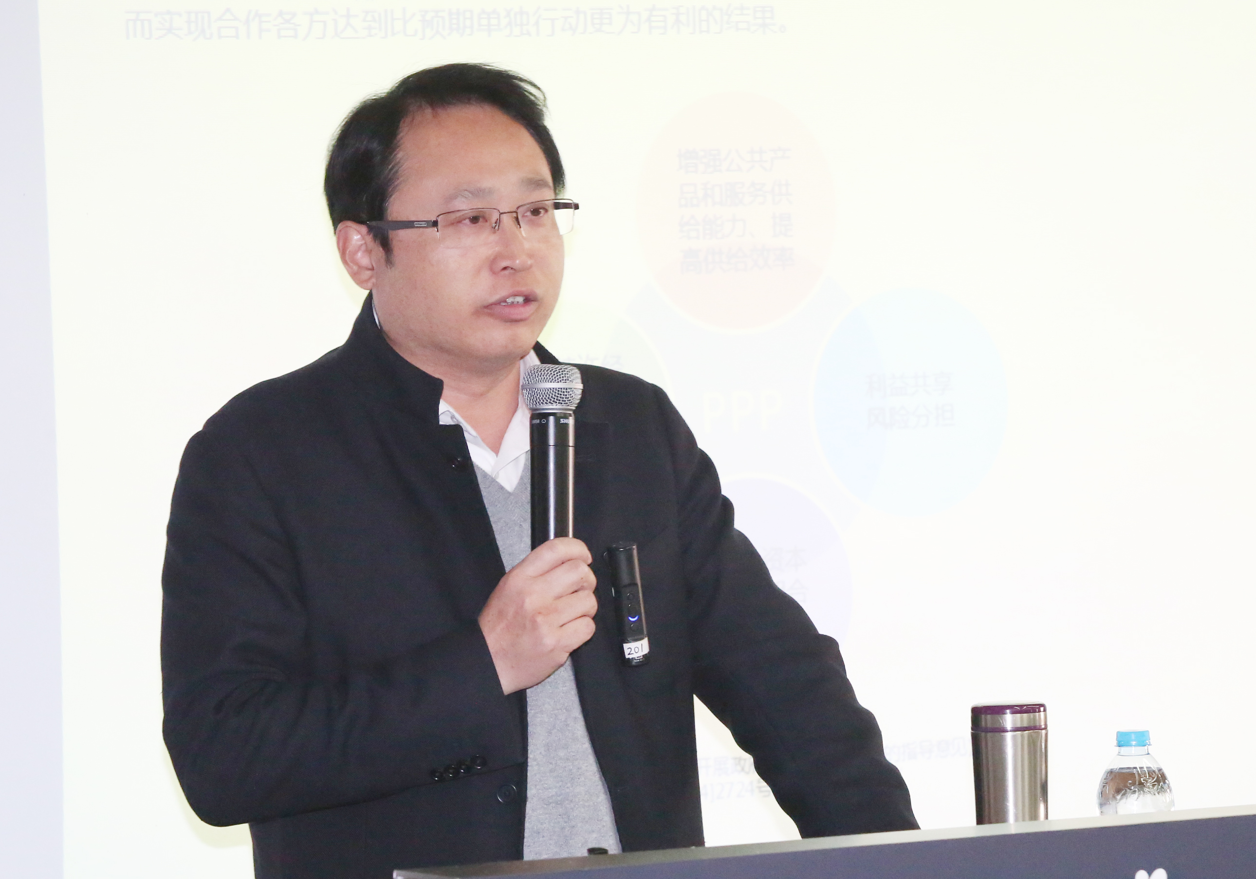 ONE游戏官网-皇马巴塞赞助商