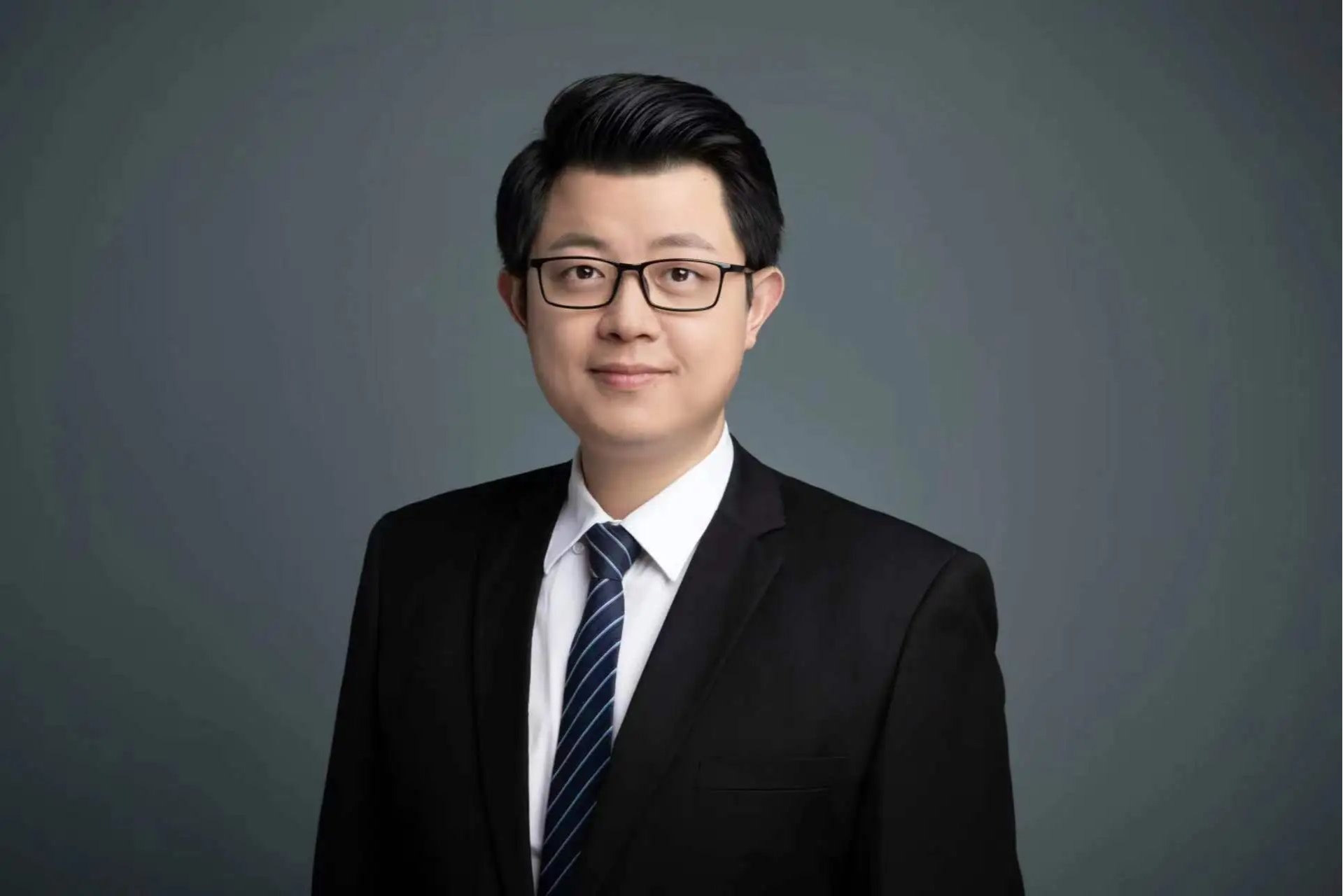 ONE游戏官网-皇马巴塞赞助商