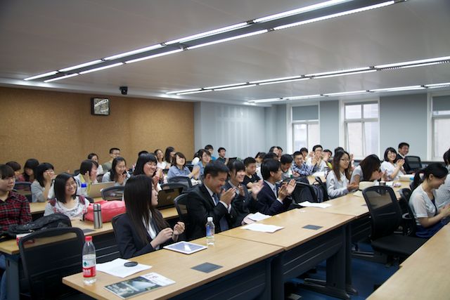ONE游戏官网-皇马巴塞赞助商