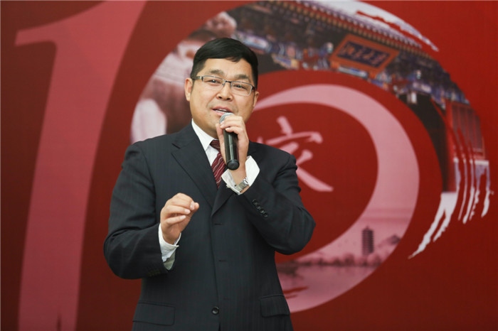 ONE游戏官网-皇马巴塞赞助商