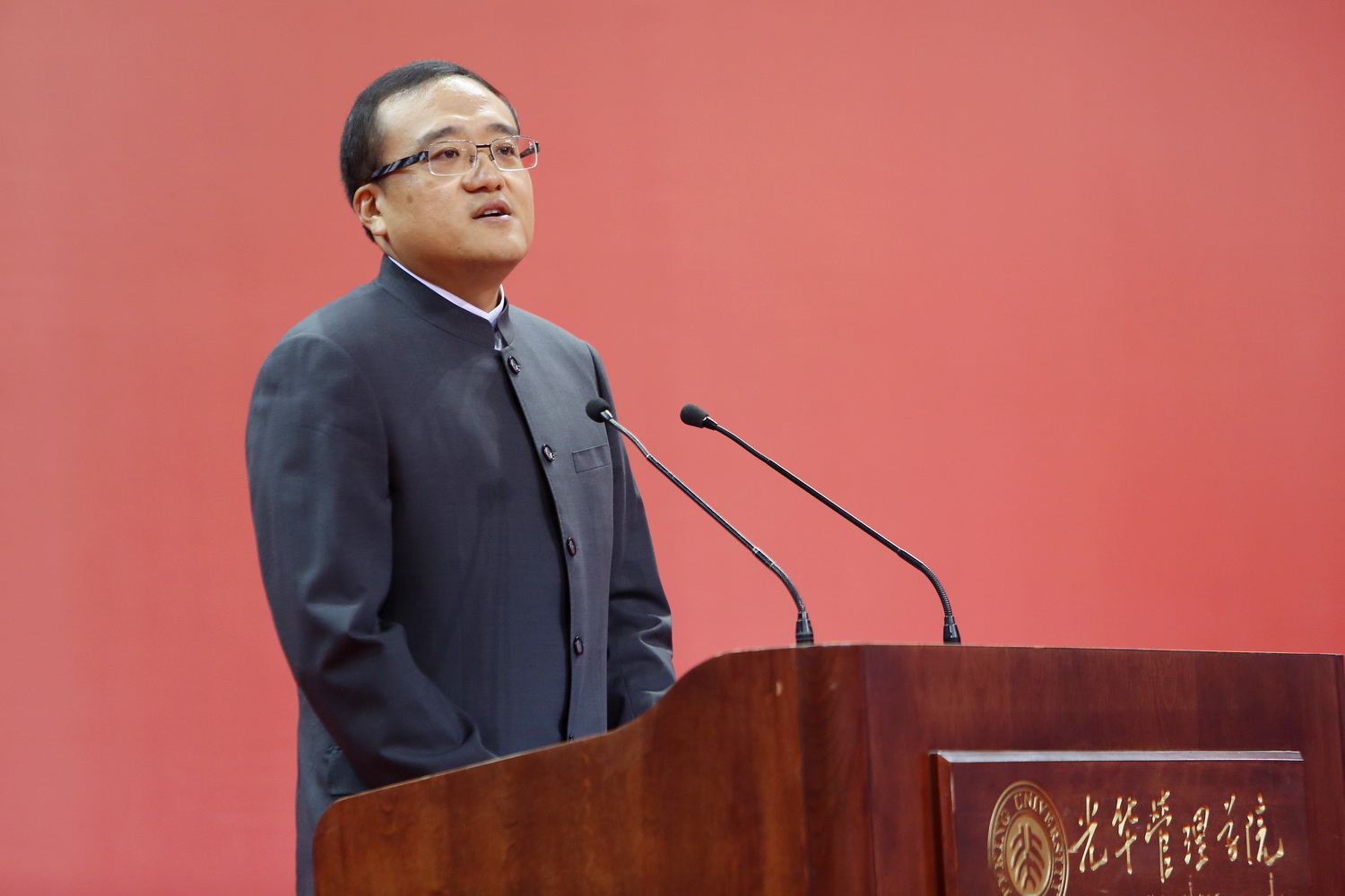 ONE游戏官网-皇马巴塞赞助商